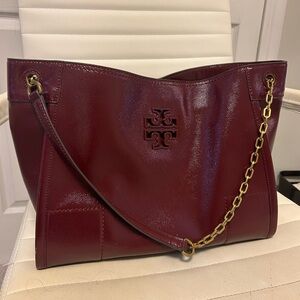 Tory Burch Britten Leather Slouch Tote
